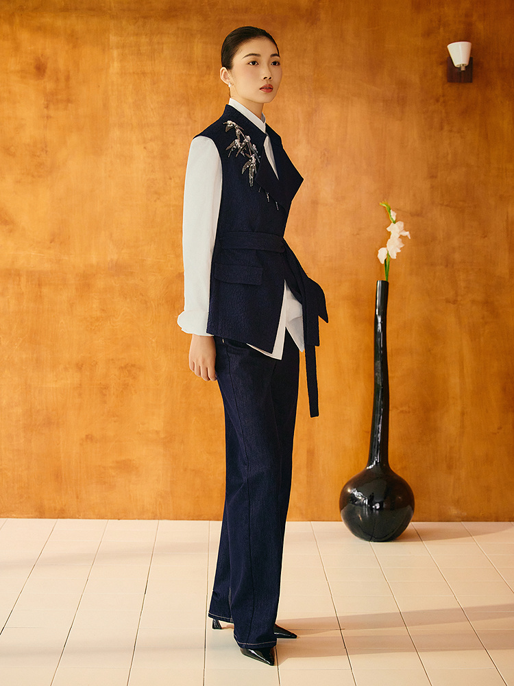 OBBLIGATO奥丽嘉朵2025秋冬竹韵珠片绣花新中式提花马甲外套1C35501030