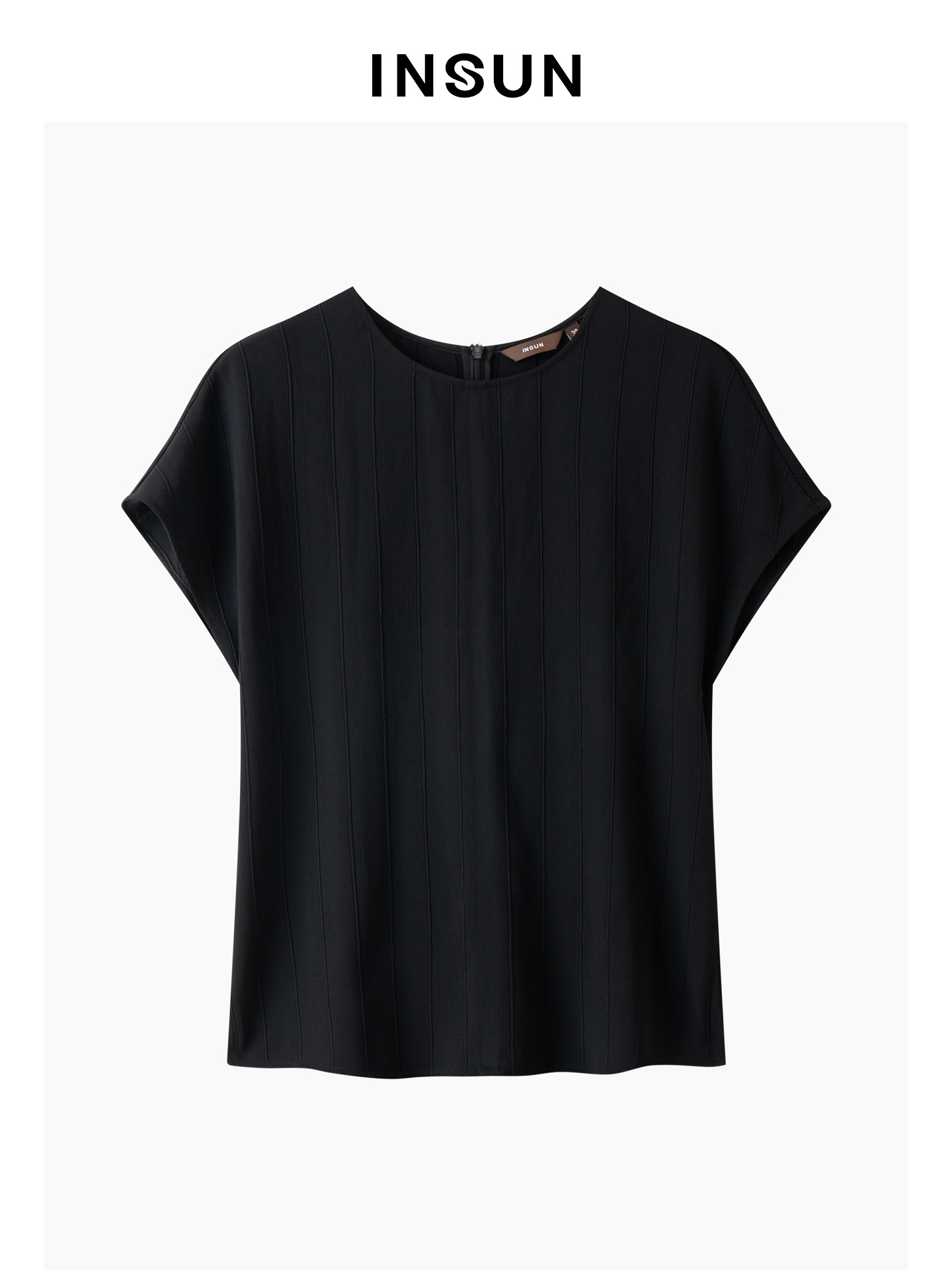 INSUN恩裳专选2026夏季圆领简约竖条肌理感短袖T恤9C66270010