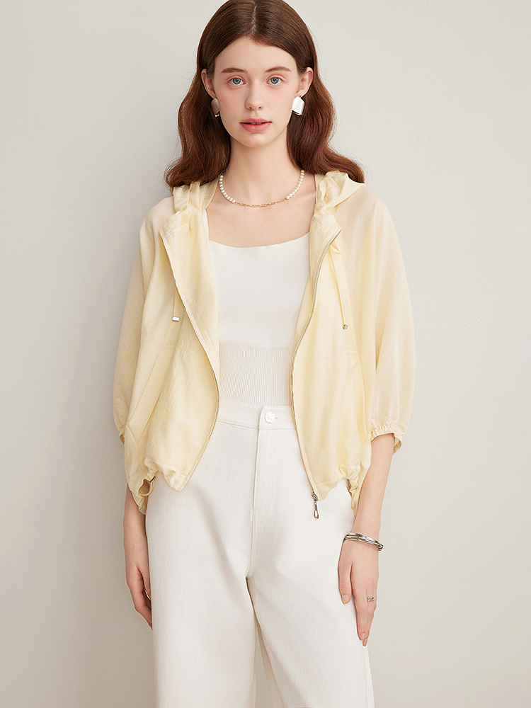 Goodland美地女装2025夏季浅黄色宽松防晒醋酸连帽短外套薄款LC35210030