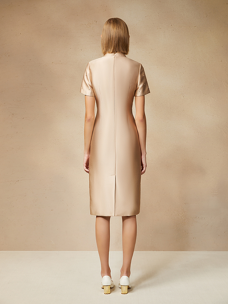 SongofSong歌中歌2024秋季香槟金新中式钉珠连衣裙5C64315026