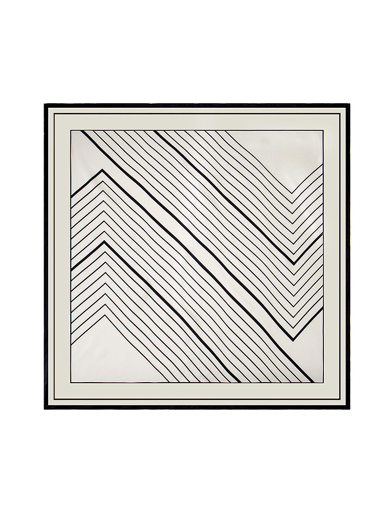 INSUN恩裳2025秋季时髦几何方块真丝丝巾9C35390010