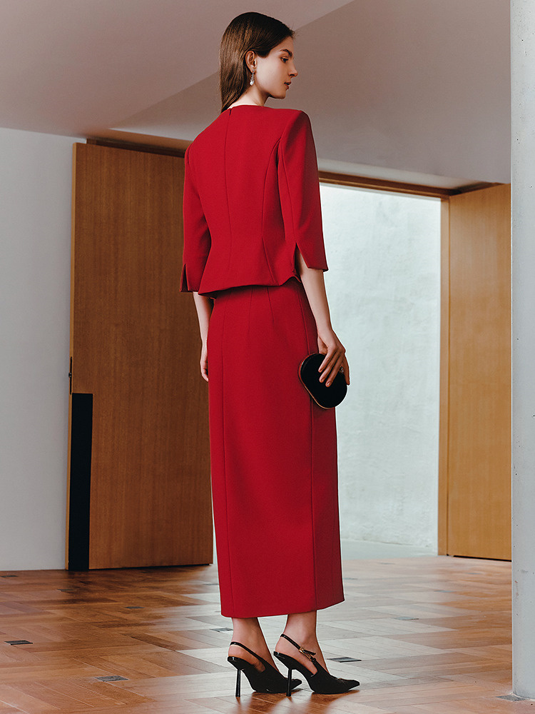 OBBLIGATO奥丽嘉朵2026春季新款日本进口三醋酸红色钉珠收腰上衣1C36170060