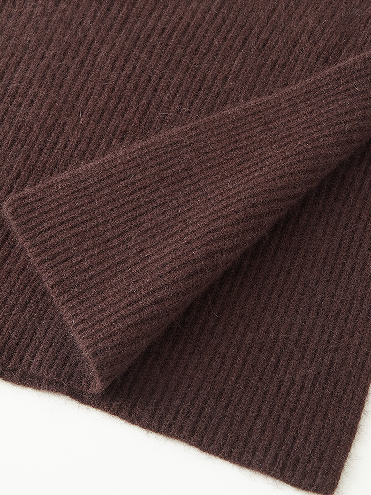 INSUN恩裳2025冬季极简绒感围巾9C35590020