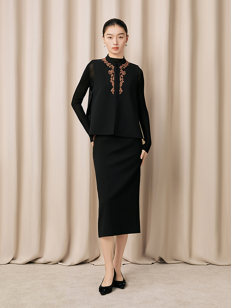 Song of Song歌中歌2026春季新品经典黑刺绣马甲5C36101170