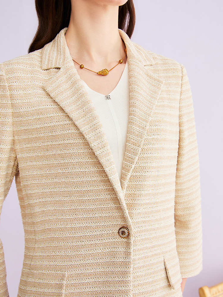 YINER音儿2026夏季新款优雅时尚通勤西装平驳领棉混纺一粒扣外套8C36210270