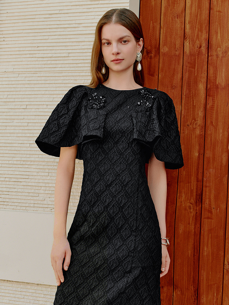 OBBLIGATO奥丽嘉朵2026夏季新款黑色提花肌理手工花朵钉珠连衣裙1C36205160