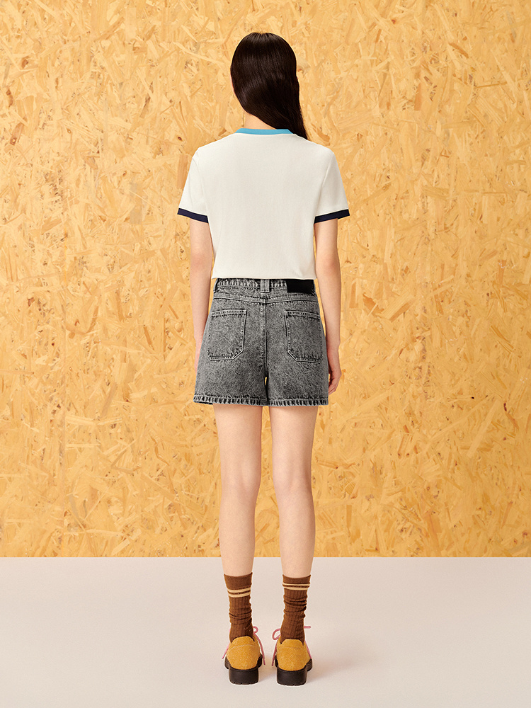 ToyzY2025夏季复古休闲炒雪花工艺A字棉质牛仔短裤ZC35220300