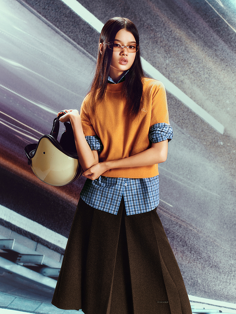 SALT.P可颜 2026春季新款复古“嬉皮风”亮橙色半高领毛衫AC36106350