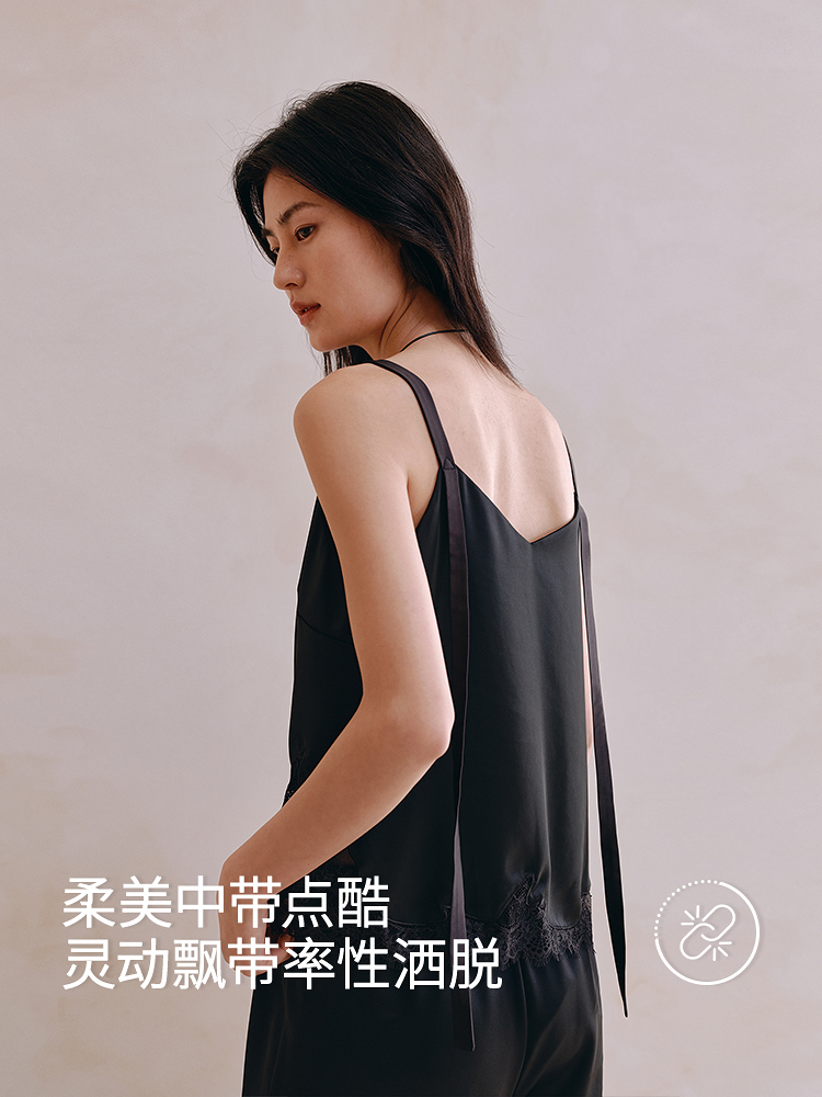 醋酸蕾丝刺绣带杯背心8J35227070