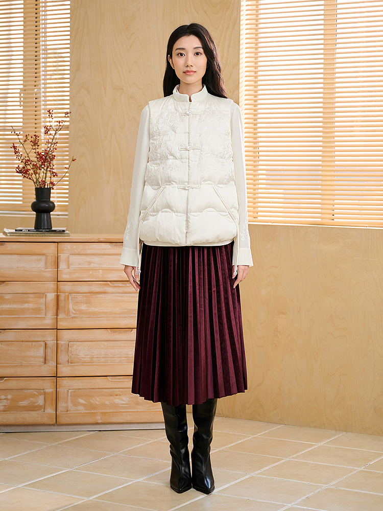 YINER音儿新品26年秋冬羽绒服马甲8236108318