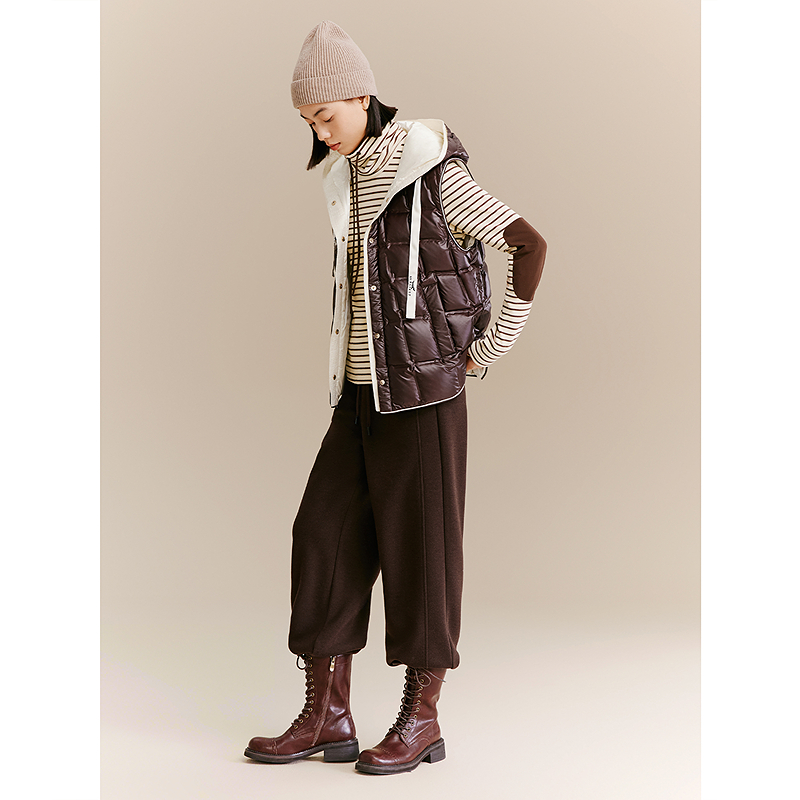 XII BASKET十二篮商场25冬新款90白鹅绒高填充保暖连帽马甲面包服7C35508370