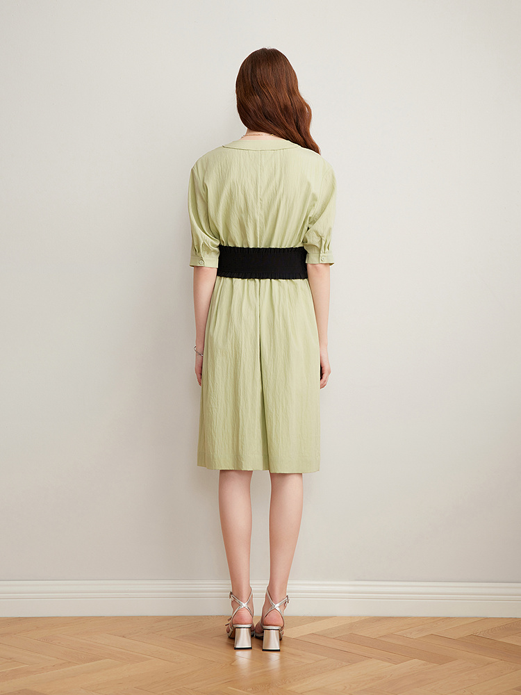 Goodland美地女装 2025夏季黑色蝴蝶结腰封V领连衣裙LC35205350