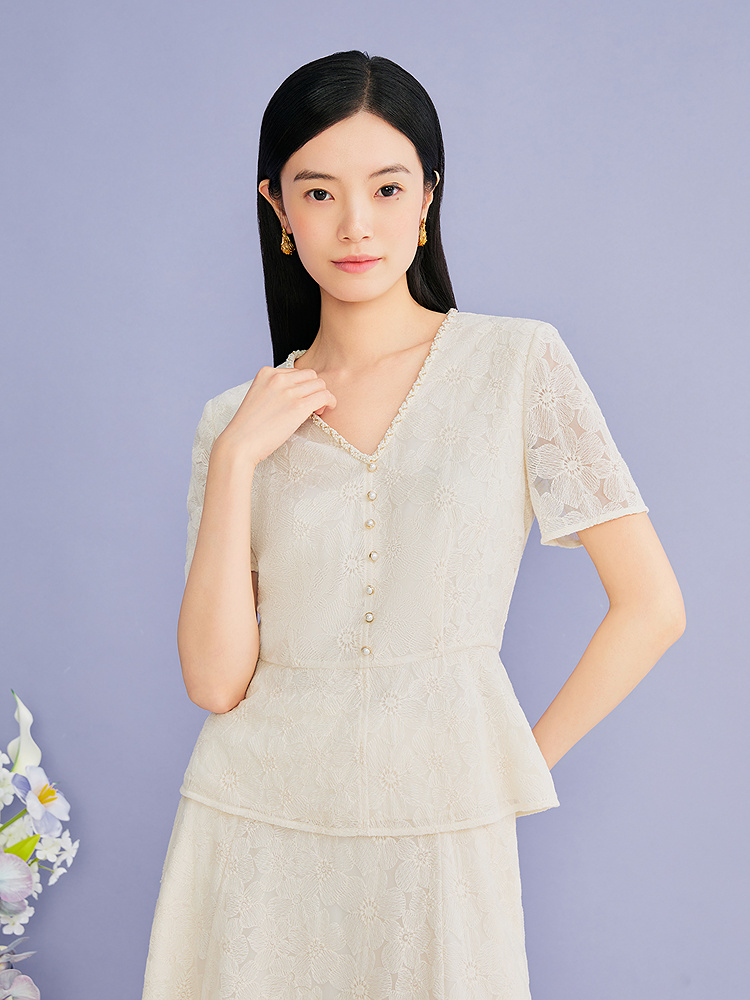 YINER音儿专选2026夏季新款蕾丝衫8C66270116