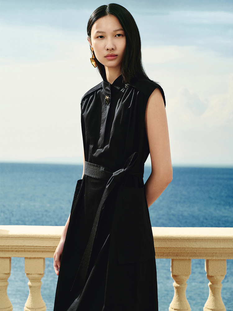 INSUN恩裳专选2024夏季棉质黑色立领休闲无袖连衣裙9C64205210