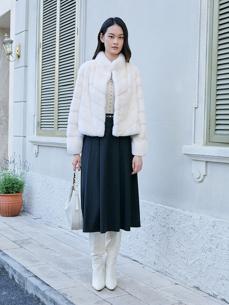YINER音儿专选2024冬季奢感整貂水貂毛皮无束立领真皮皮草8C64509136