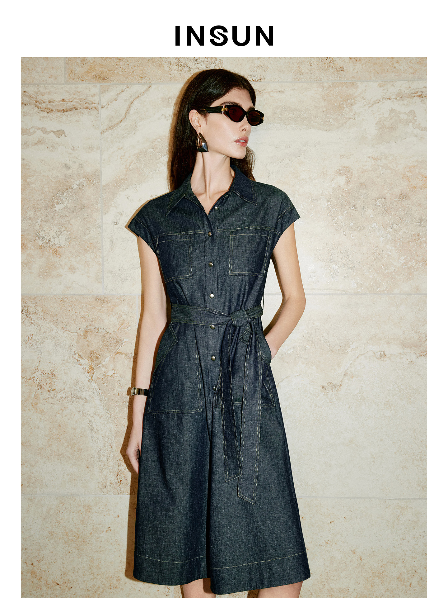 INSUN恩裳专选2026夏季复古风无袖包肩设计桑蚕丝汉麻连衣裙9C66205040