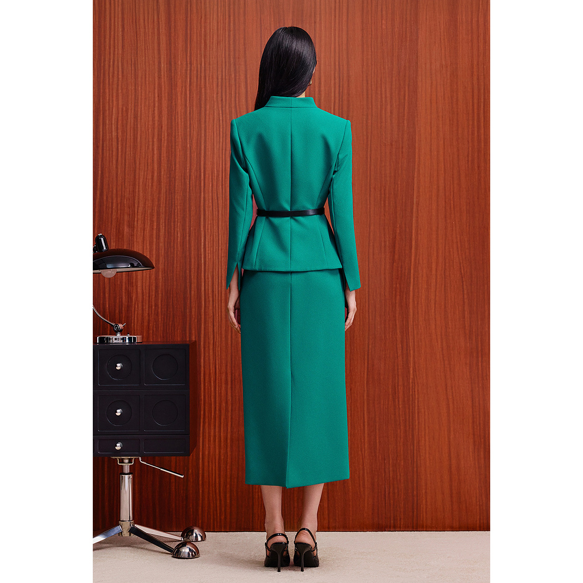 OBBLIGATO奥丽嘉朵2025冬季新品高腰通勤优雅包臀裙百搭半身裙1C65550020