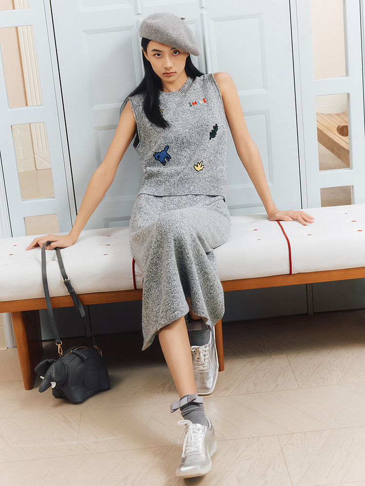 ToyzY2026春季新款简约风慵懒针织半身裙ZC36106900