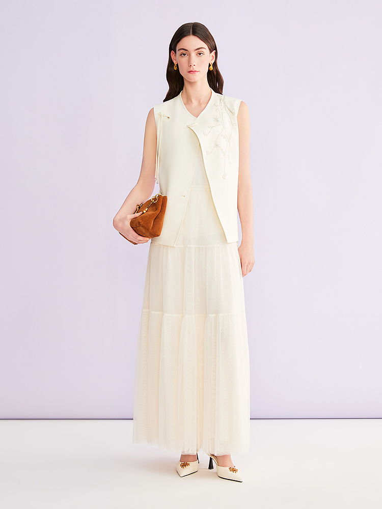 【新中式】YINER音儿2026夏季新款优雅斜襟盘扣重工刺绣H型马甲8236201418