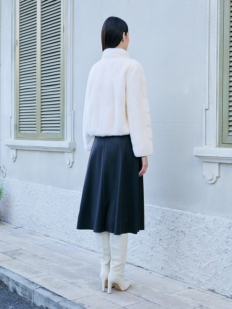 YINER音儿专选2024冬季奢感整貂水貂毛皮无束立领真皮皮草8C64509136