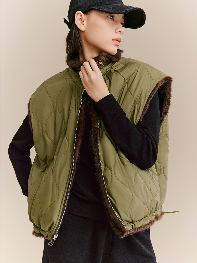 XII BASKET十二篮商场25冬咖色贵气感宽松环保皮草马甲7C35501030