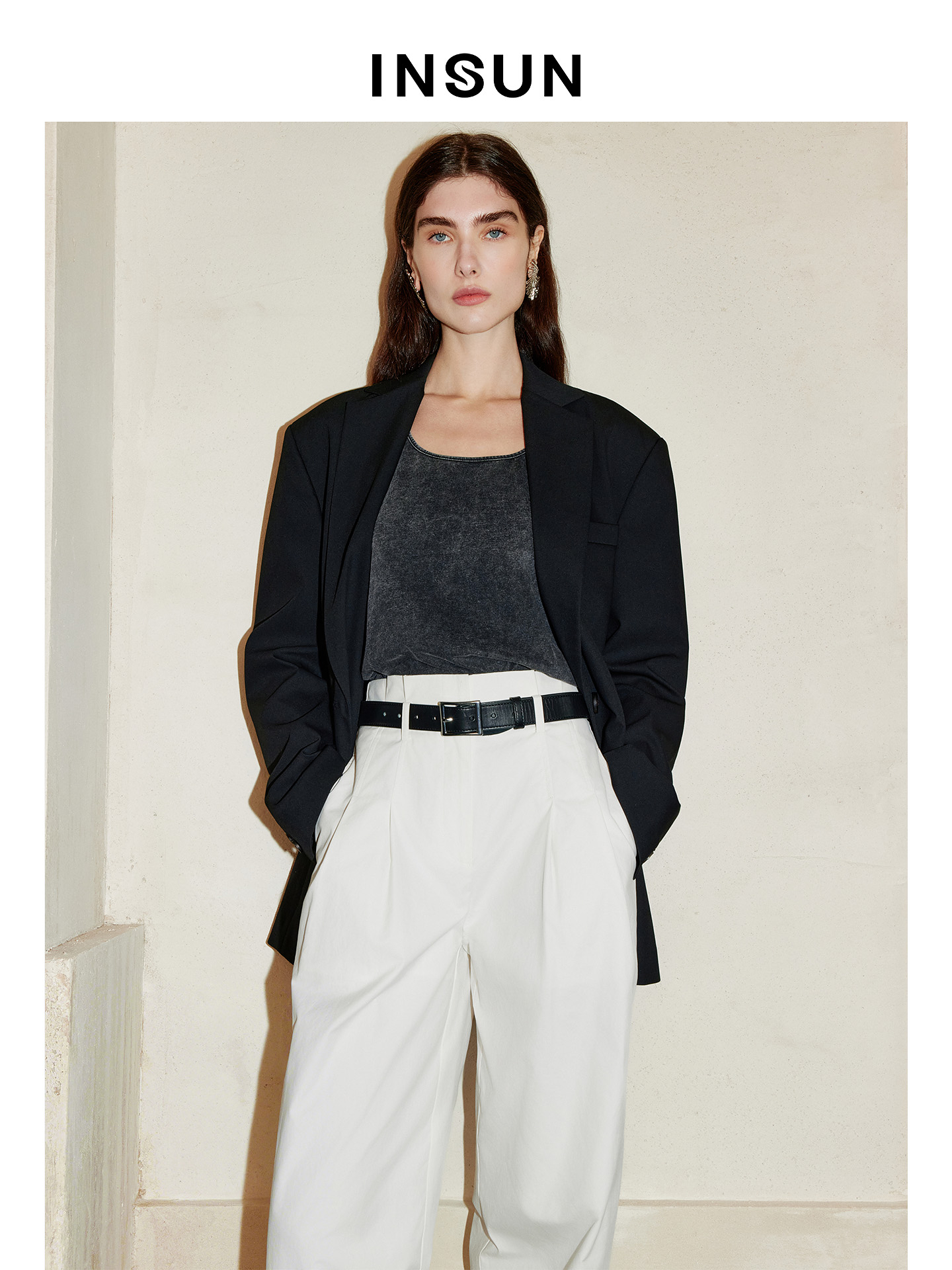 INSUN恩裳2026春季商务风修身显瘦利落感西装外套9C36110180