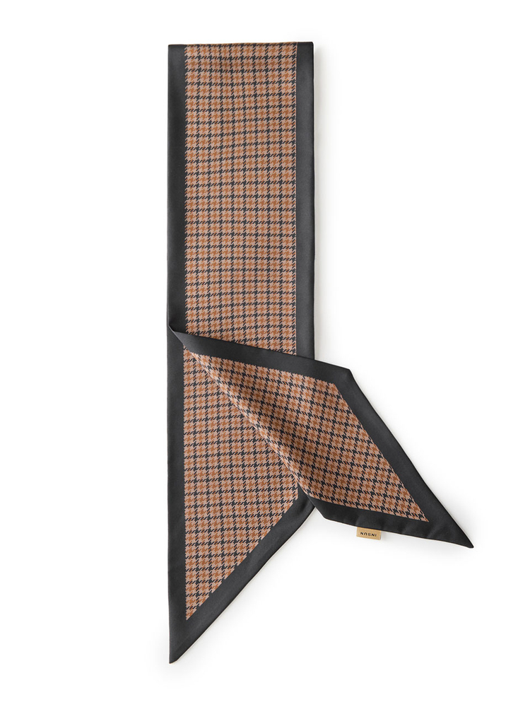 INSUN恩裳2024冬季复古撞色格纹真丝丝巾9C34590020