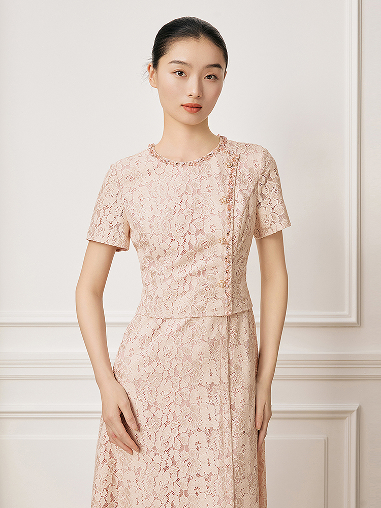 【高定蕾丝】Song of Song歌中歌2026夏新款蕾丝钉珠点缀优雅连衣裙5C66205130
