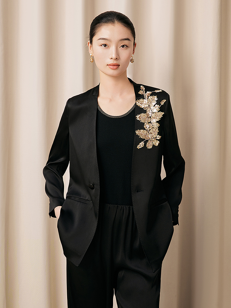 Song of Song歌中歌2026夏季新品墨光重磅桑蚕丝钉花西服外套5C36210035