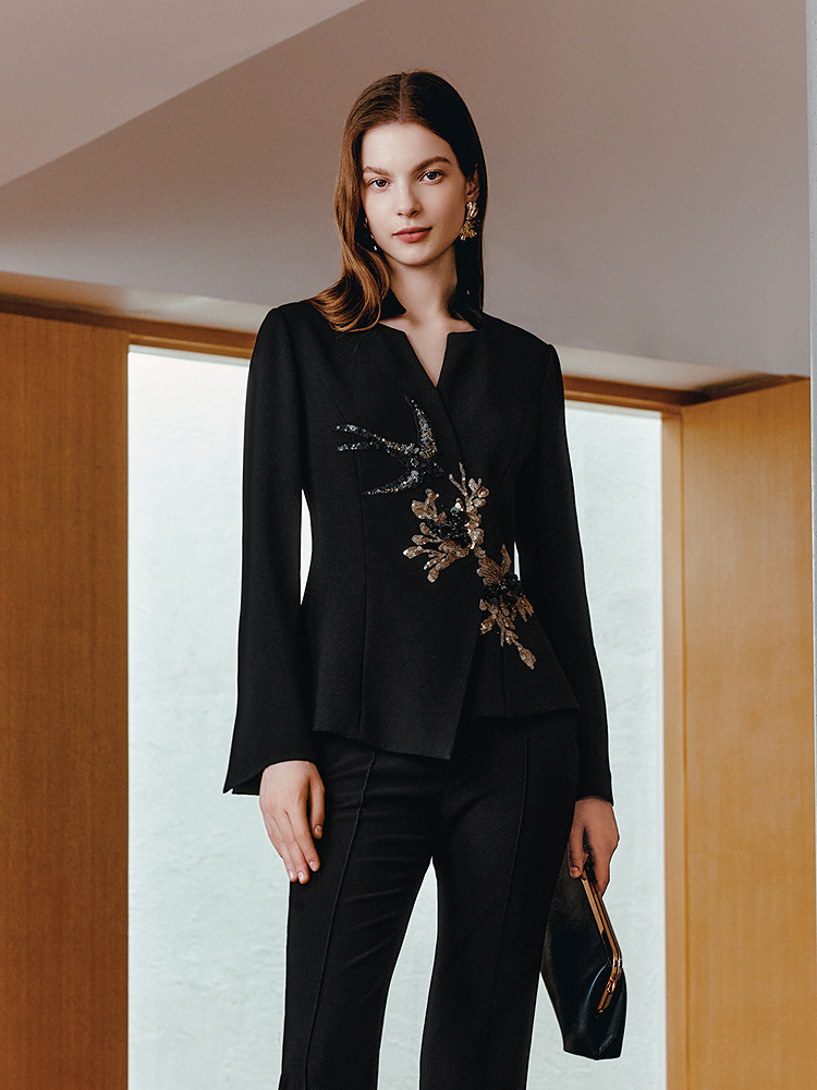 OBBLIGATO奥丽嘉朵2026春季新款三醋酸手工钉珠叠绣立领廓形西装1C36110070